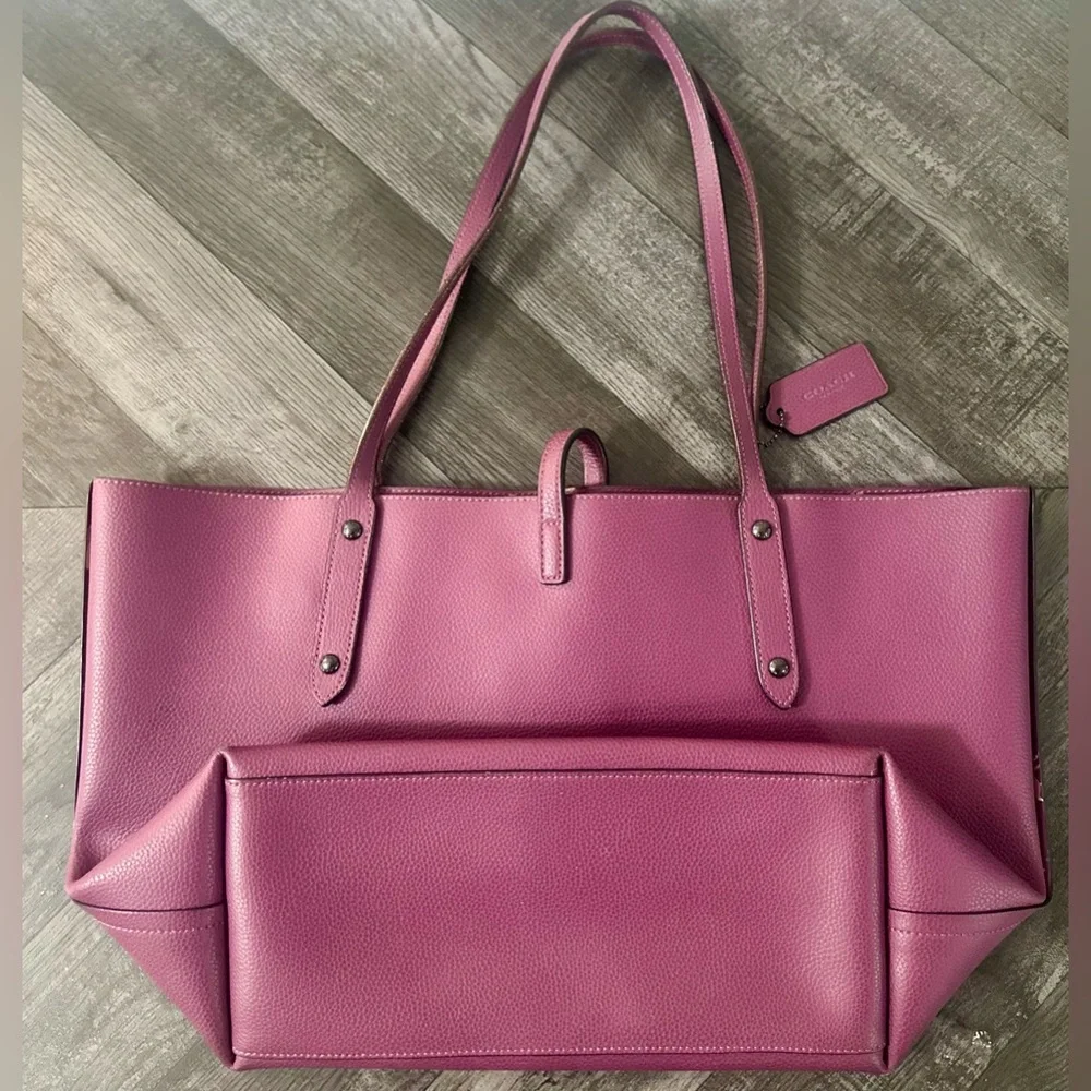 Coach Market Tote in Dark Berry w/ Party Mouse Print Interior - BAFO - Picture 4 of 15